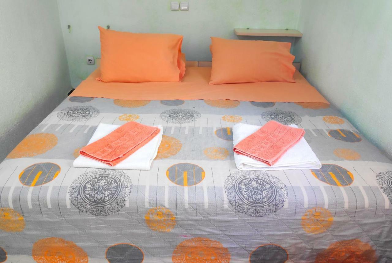 Central Studios & Rooms Ohrid Bagian luar foto